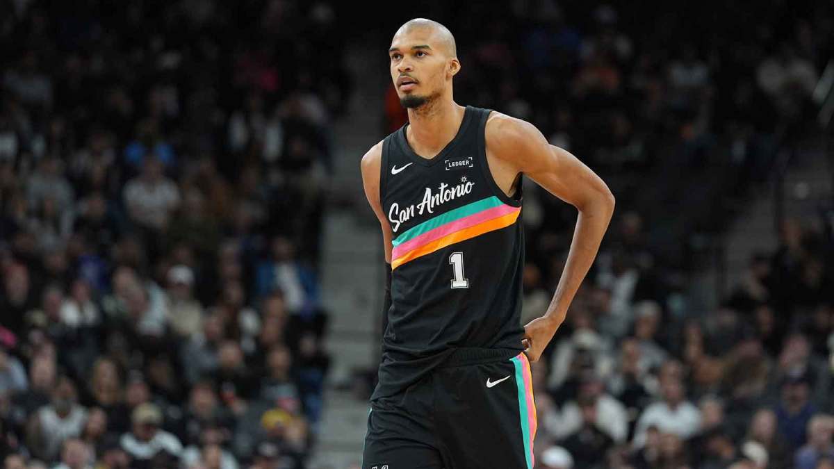 开云体育下载-霸气，马刺队文班亚马向其他全明星球员发出挑战：全力以赴