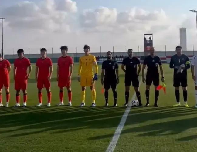 开云体育下载入口-国足遭连追2球2-2乌兹别克!1国脚犯规染红,邵佳一上任后3场不败